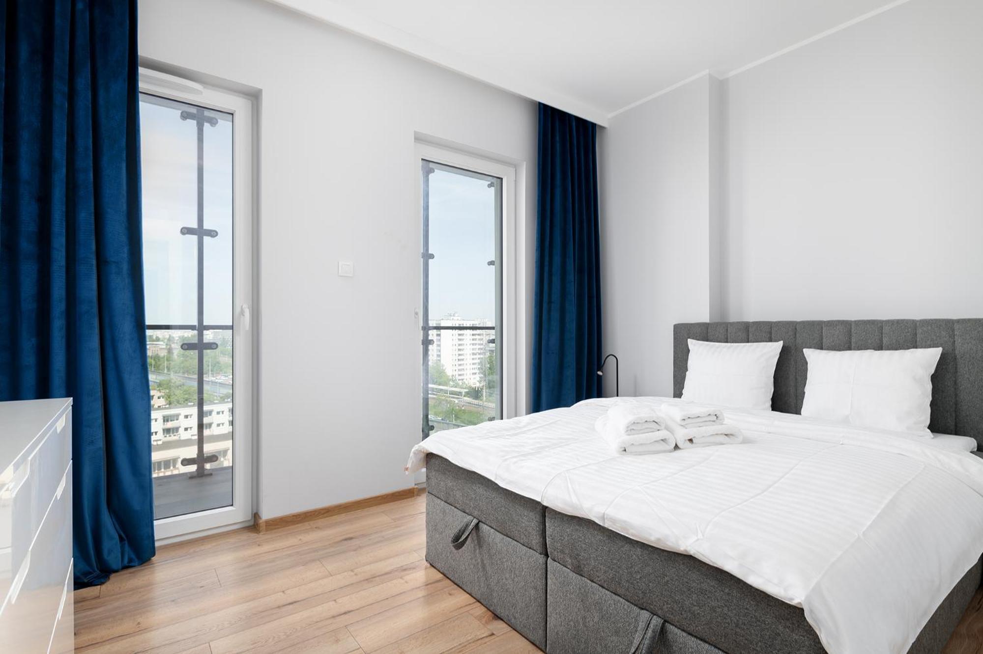 Rentplanet - Apartamenty Kasprzaka Warsaw Exterior photo